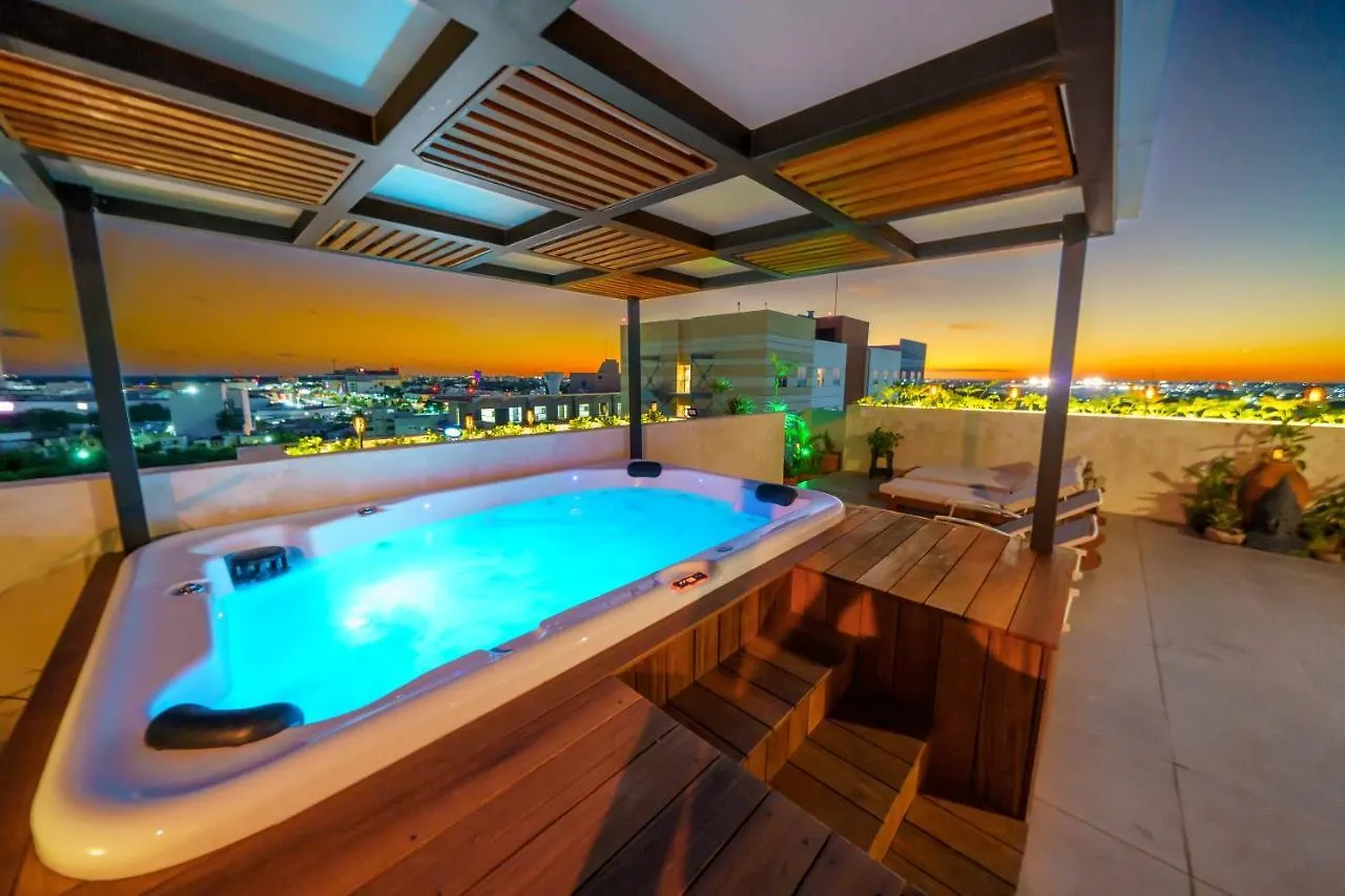 Penthouse With Private Jacuzzi - Three Bedroom Cancún 0*,