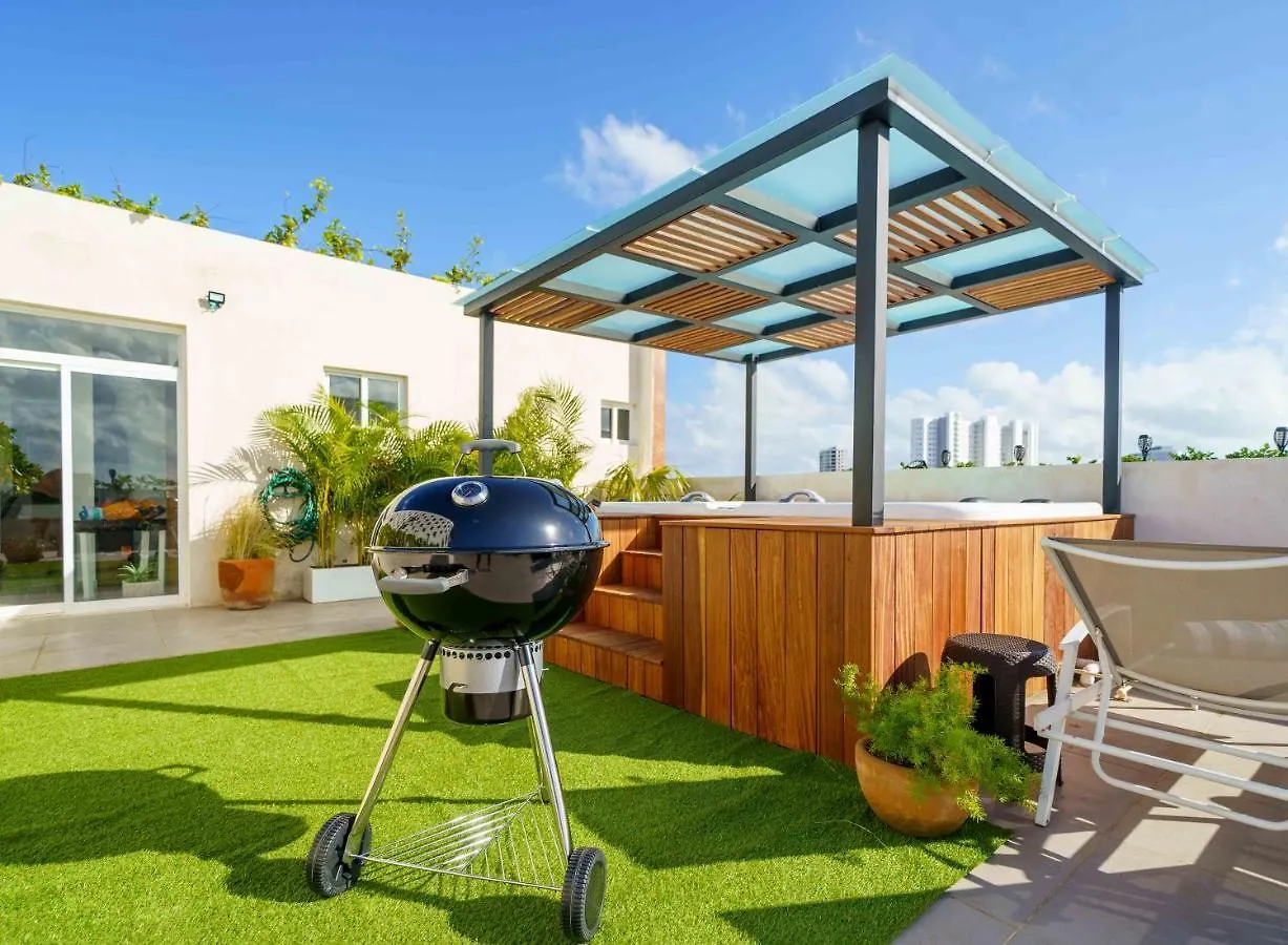 Penthouse With Private Jacuzzi - Three Bedroom Cancun 0*,